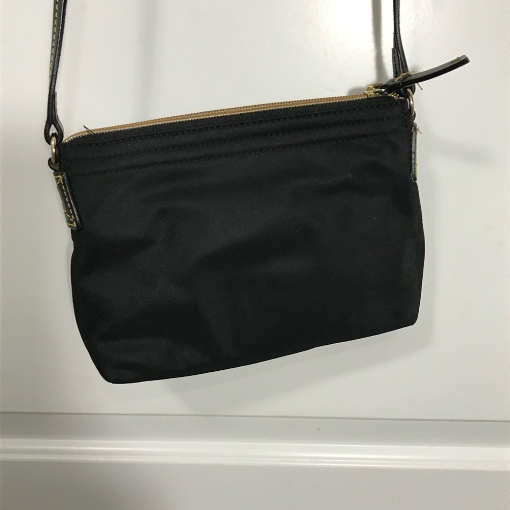Dooney & Bourke Black Nylon Crossbody Bag EUC - Picture 4 of 6